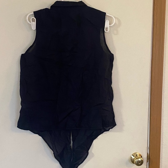 J. Jill navy blue button down with front tie top. - Picture 2 of 5